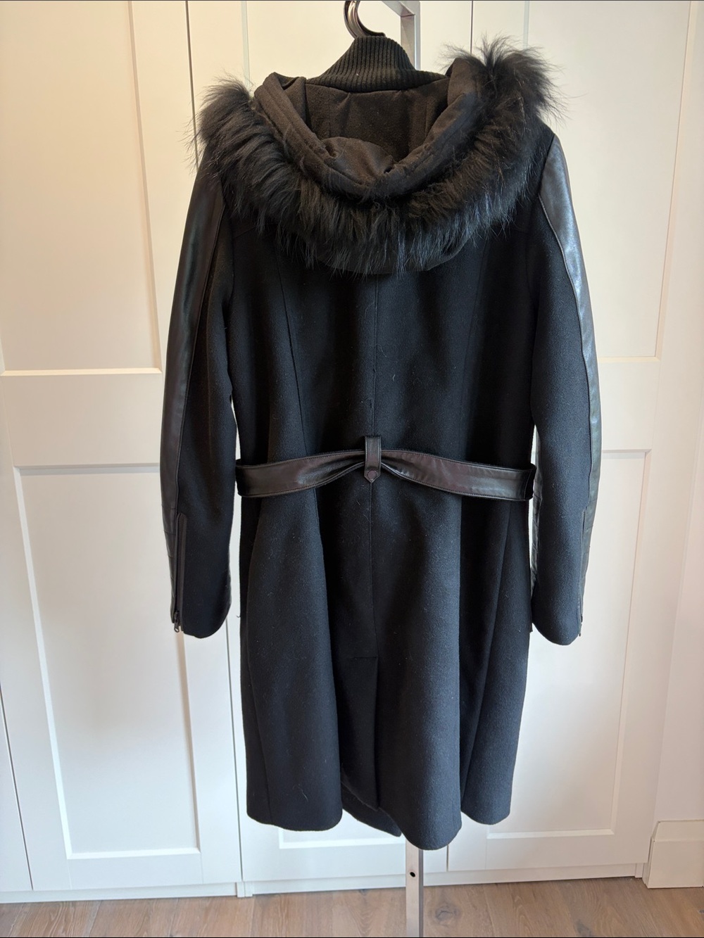 Danier Black Wool and Leather Hooded Trench with Fur Trim - Picture 7 of 11